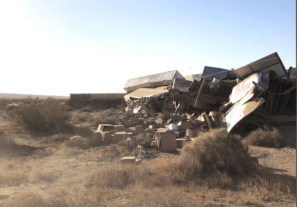 BNSF train derails in Southern California desert