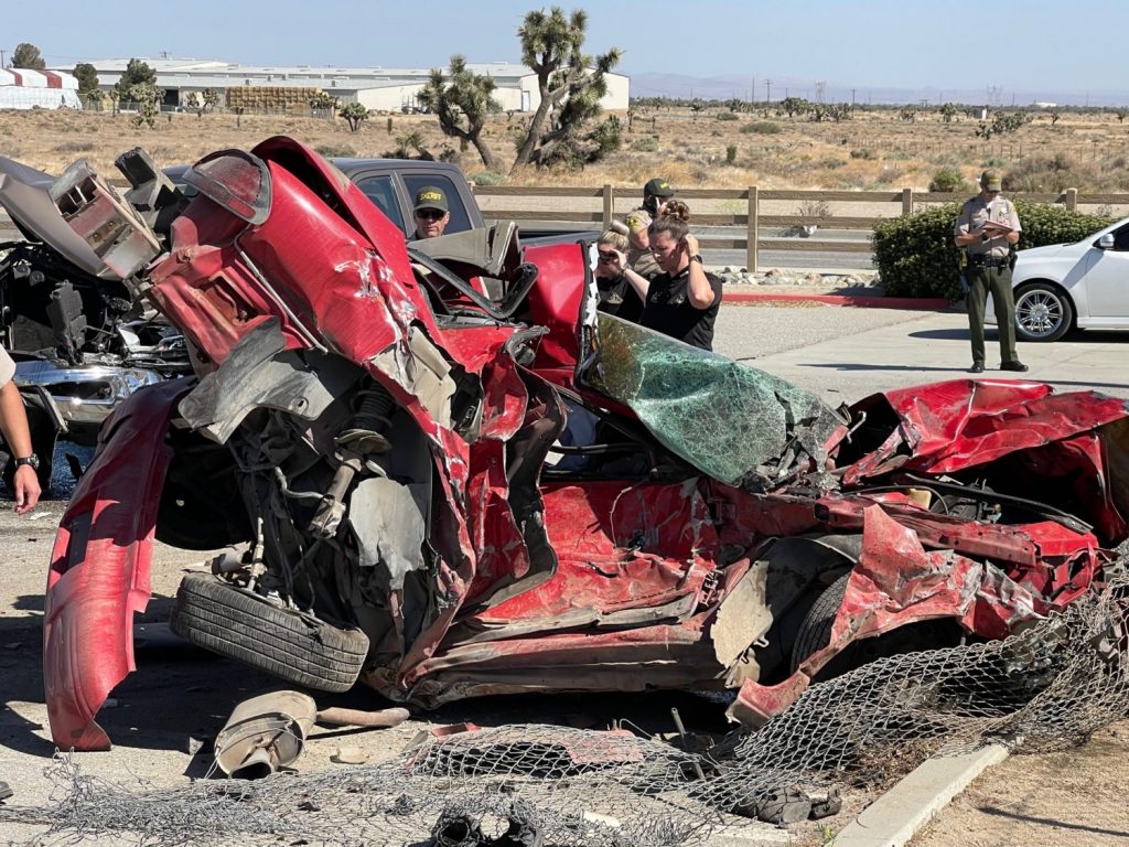 Semi involved in multi-vehicle crash after running red light in Hesperia