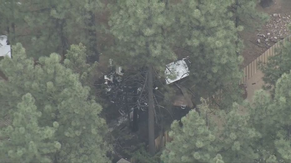 Small plane crashes near Big Bear Airport, 2 hurt