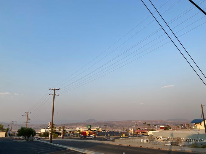 High Desert air quality faces harmful pollutants from two sides as South Fire adds to ongoing leak of northern wildfire smoke